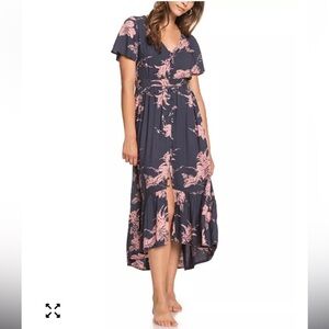 1 Roxy Navy Pink Floral High Low Maxi Dress Flutter Sleeve V Neck Slit Size M